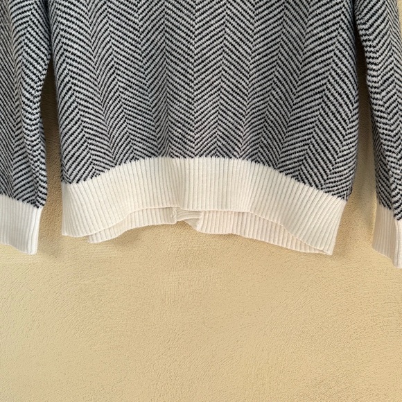 Witty Fox Black Cream Neutral Chevron Button Long Sleeve Cardigan Sweater L NWOT - Picture 7 of 8